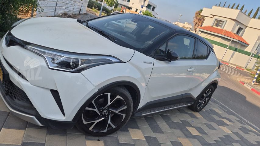 טויוטה C-HR