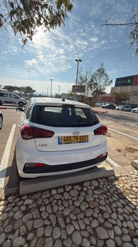 יונדאי i20