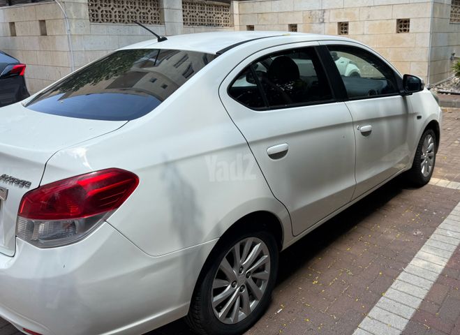 מיצובישי אטראז'