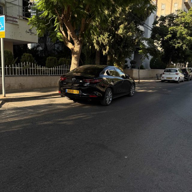 מאזדה 3