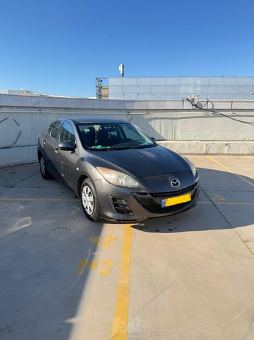 מודעת רכב מאזדה 3