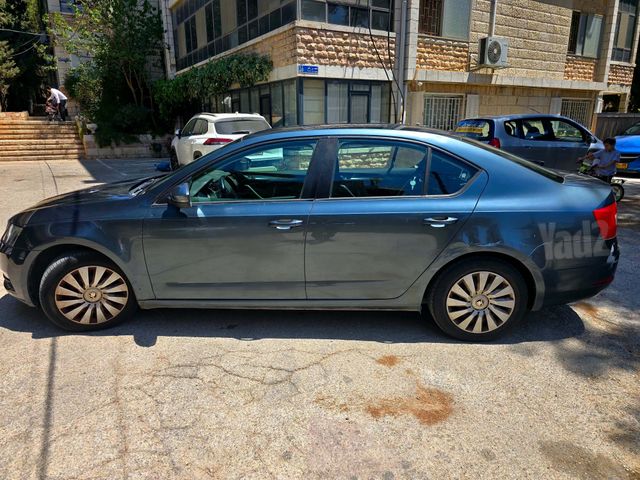 סקודה אוקטביה