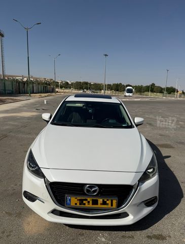 מודעת רכב מאזדה 3