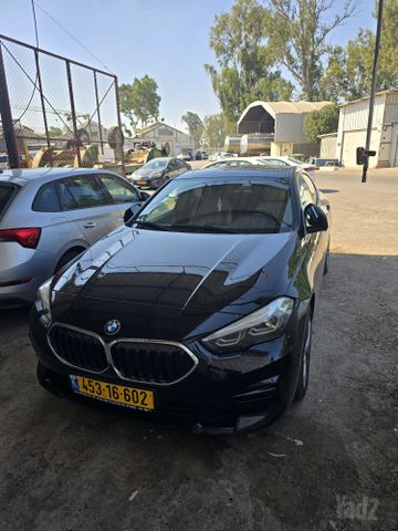 מודעת רכב ב מ וו סדרה 2