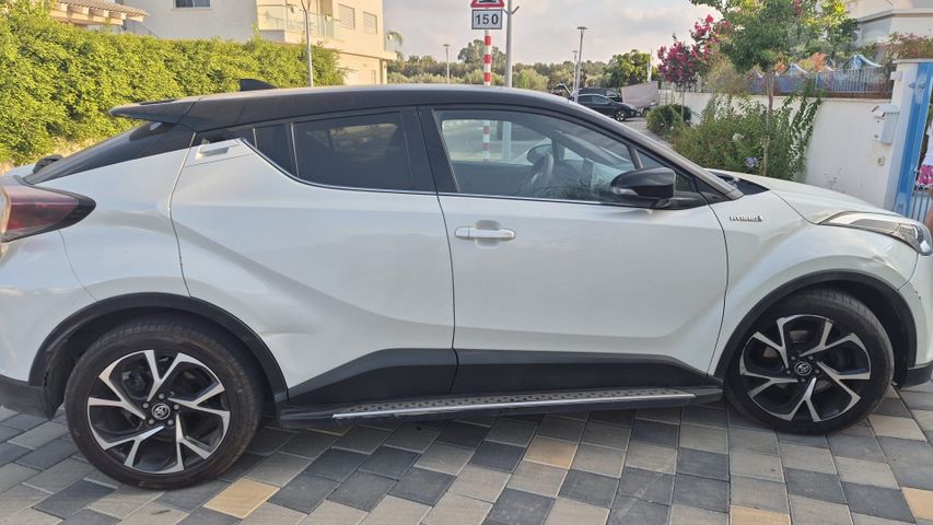 טויוטה C-HR