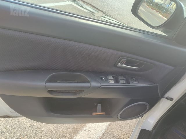 מאזדה 3
