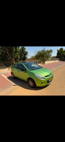 יונדאי i20