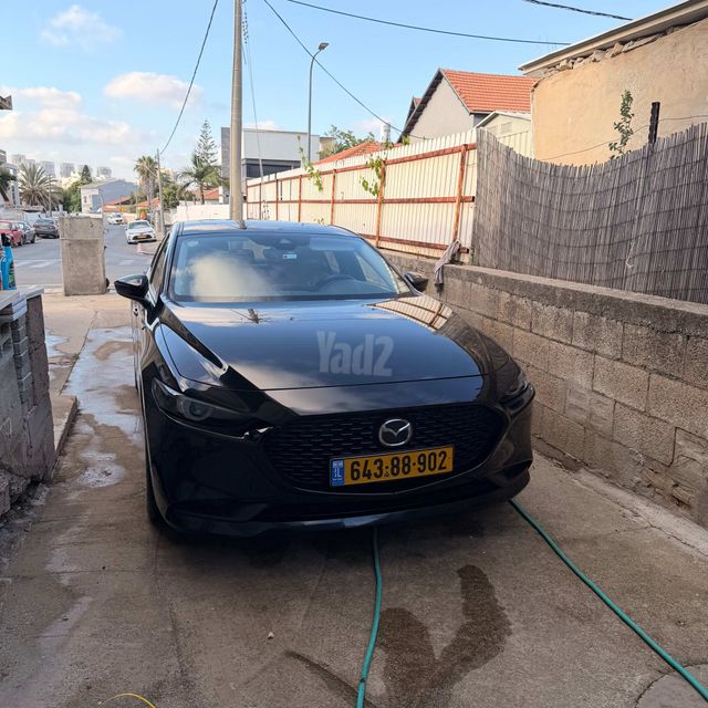 מאזדה 3