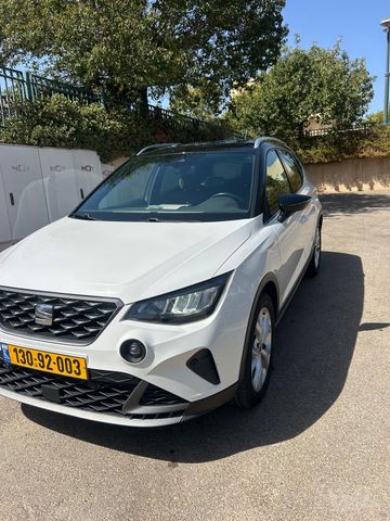 סיאט ארונה