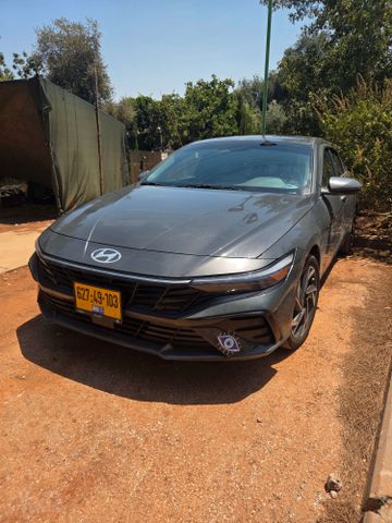 יונדאי אלנטרה