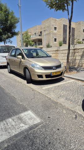 ניסאן טידה