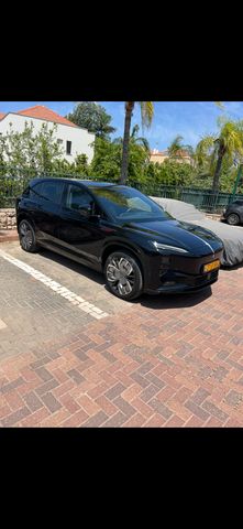 מודעת רכב הונגצ'י EHS7