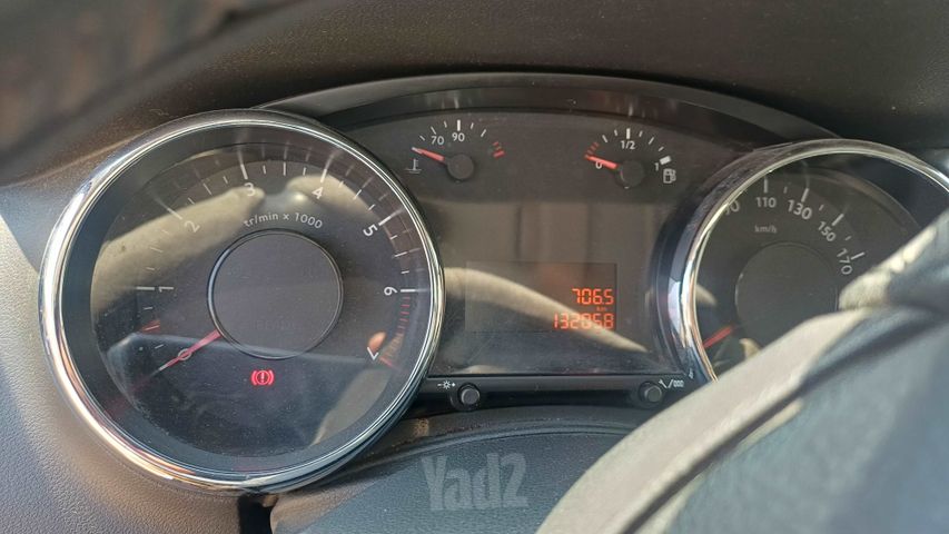 פיג'ו 3008
