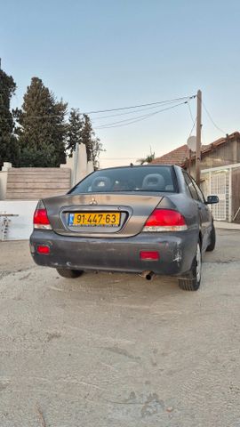 מיצובישי לנסר