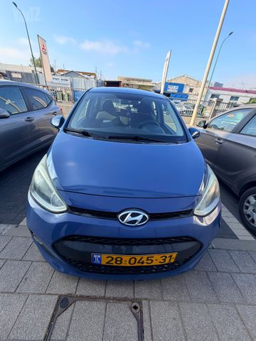 יונדאי i10