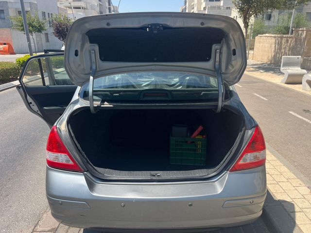 ניסאן טידה