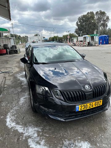סקודה אוקטביה