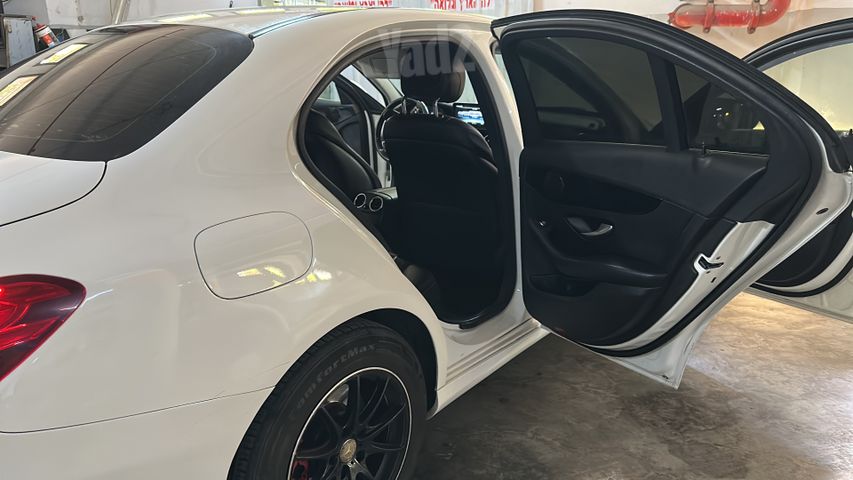 מודעת רכב מרצדס-בנץ C-class