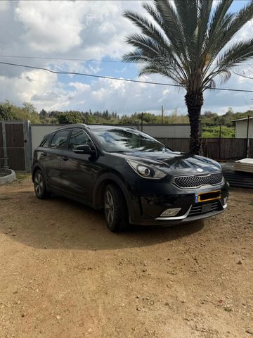 קיה נירו