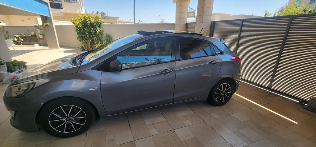 יונדאי i30