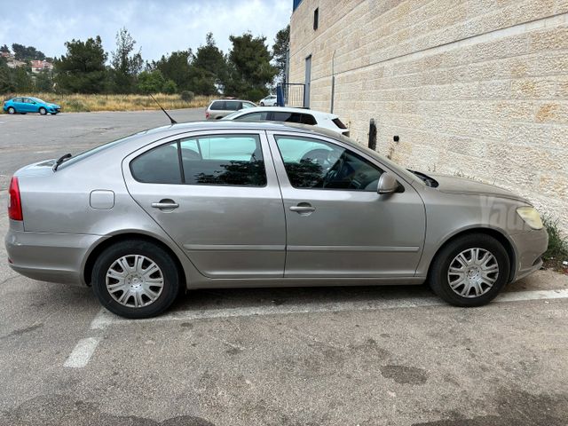 סקודה אוקטביה