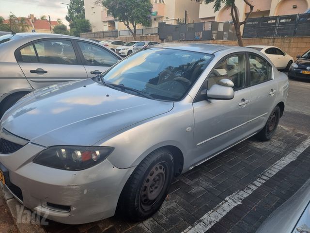 מודעת רכב מאזדה 3
