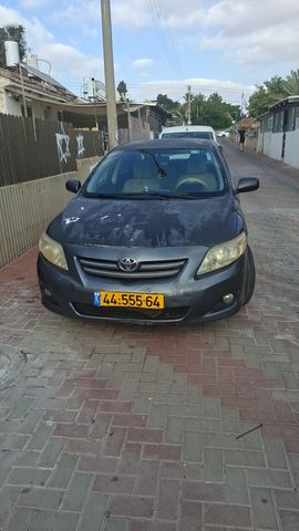 טויוטה קורולה