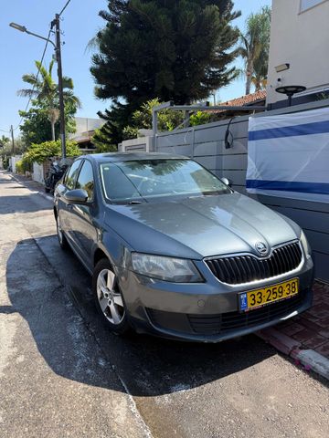 סקודה אוקטביה 