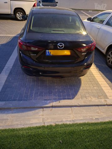 מאזדה 3