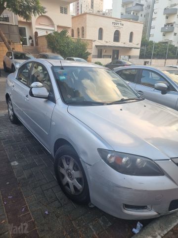 מאזדה 3