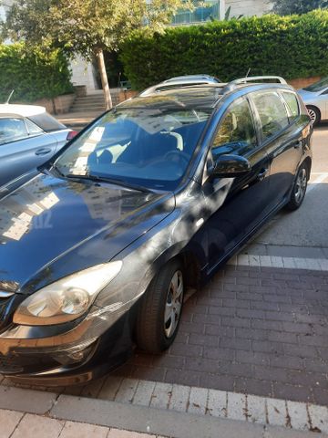 יונדאי i30