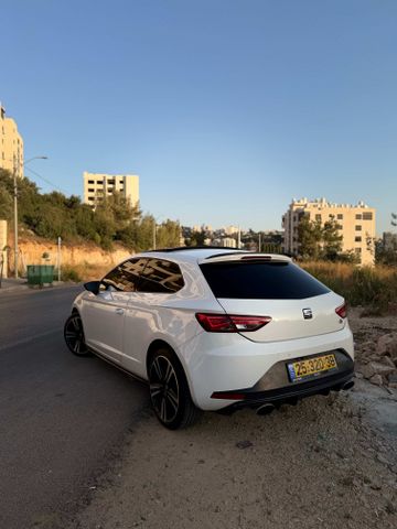 סיאט לאון