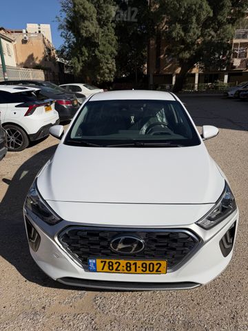 יונדאי איוניק