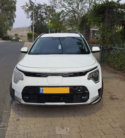 מודעת רכב קיה נירו