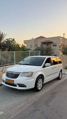 קרייזלר גראנד וויאג'ר