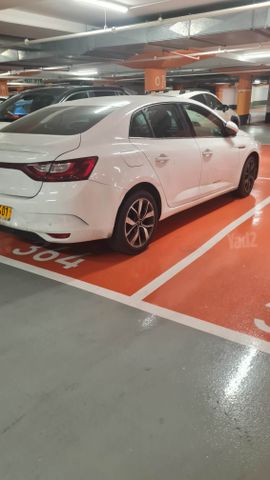 רנו מגאן