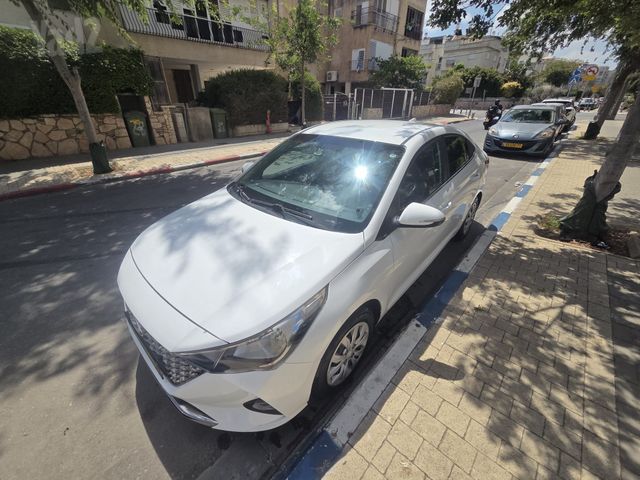 יונדאי אקסנט i25