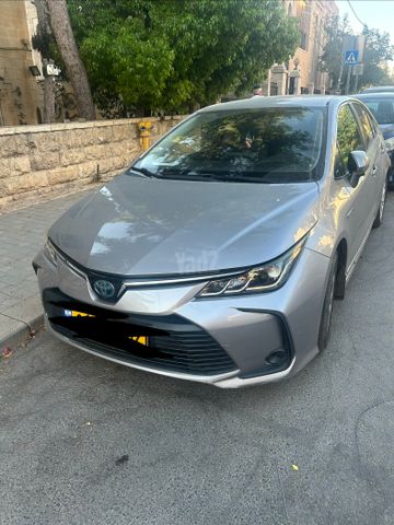 טויוטה קורולה