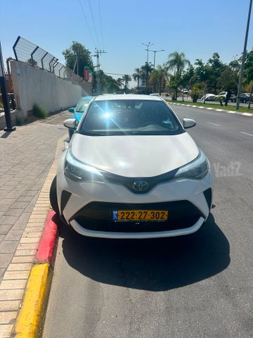 טויוטה C-HR
