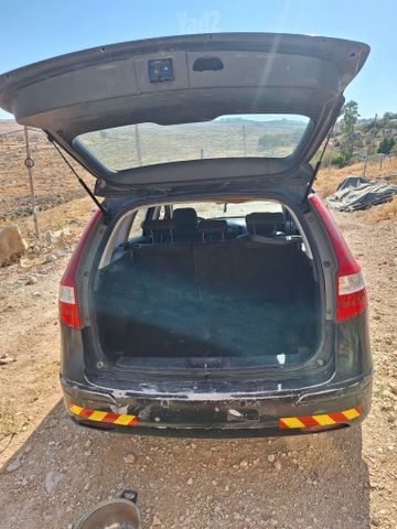 יונדאי i30