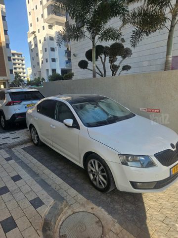 סקודה אוקטביה