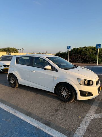 שברולט סוניק