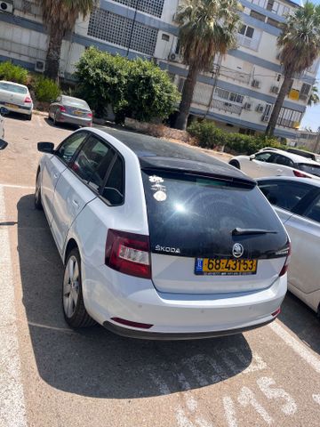 סקודה אוקטביה