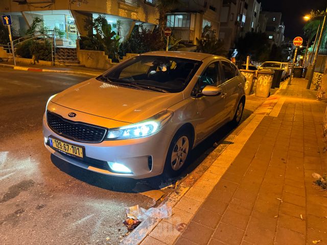 מודעת רכב קיה פורטה