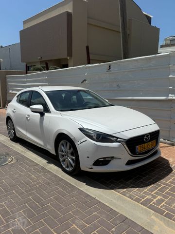 מאזדה 3