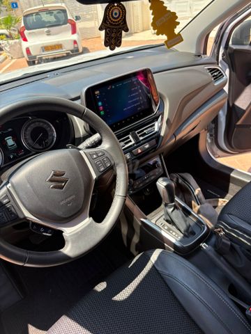 סוזוקי S-Cross