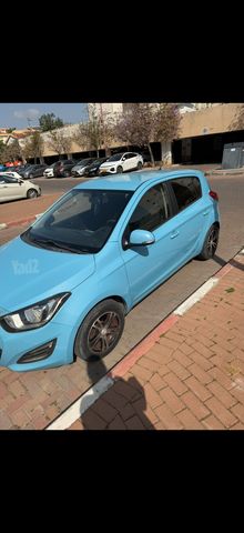 יונדאי i20