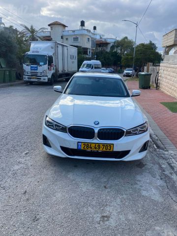 מודעת רכב ב מ וו סדרה 3