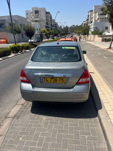 ניסאן טידה