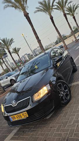סקודה אוקטביה